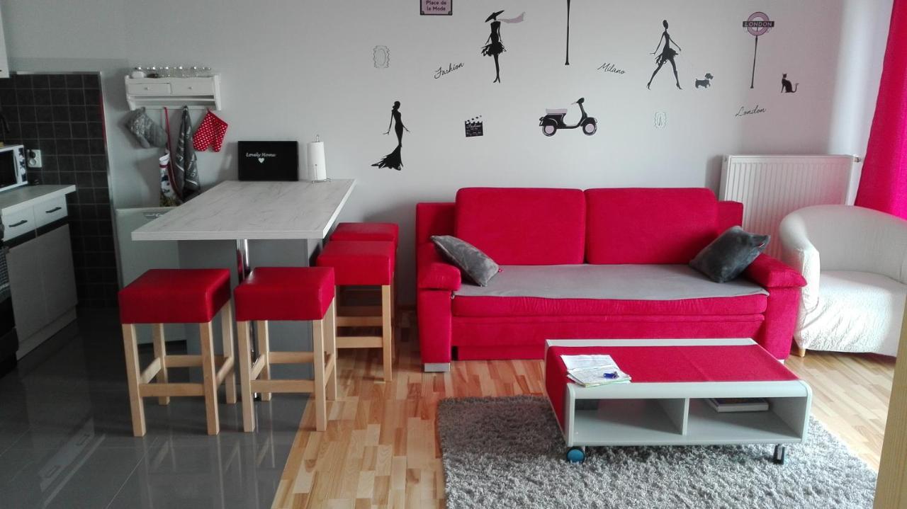 Przytulny Apartamencik Darlowko Exterior foto